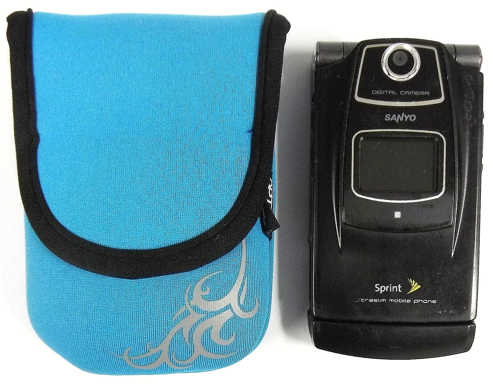 Sanyo Katana SCP-6600 – Black ( Sprint ) Very Rare Cellular Flip Phone – Bundled