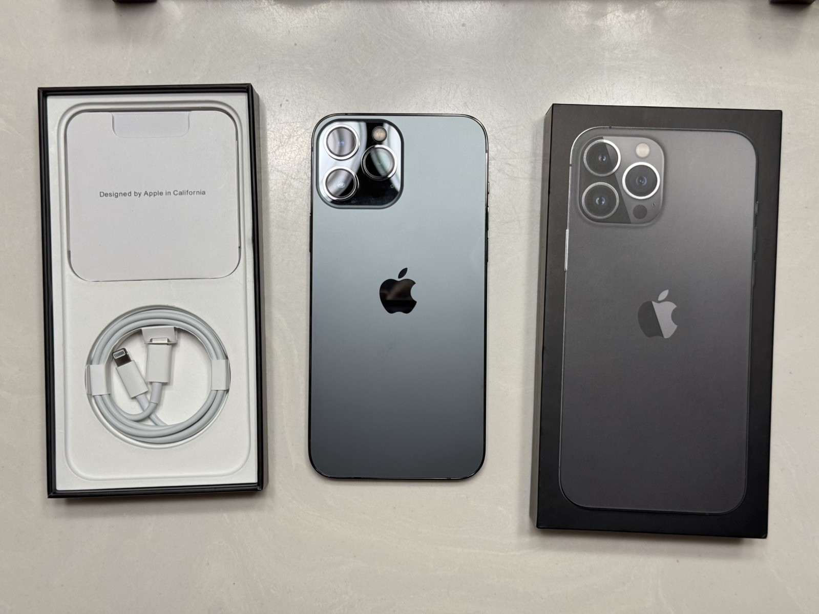 Apple iPhone 13 PRO MAX 1TB (FACTORY UNLOCKED)