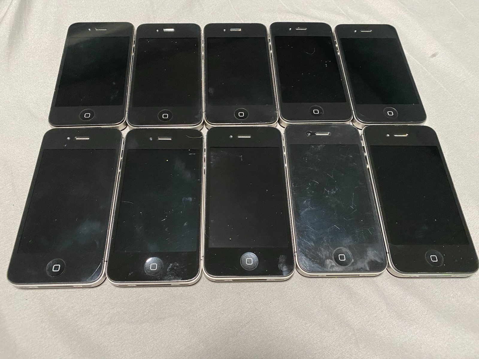 Untested: For parts/repairs: Assumed dead/Retired IT A1387 iPhone 4s lot of 10
