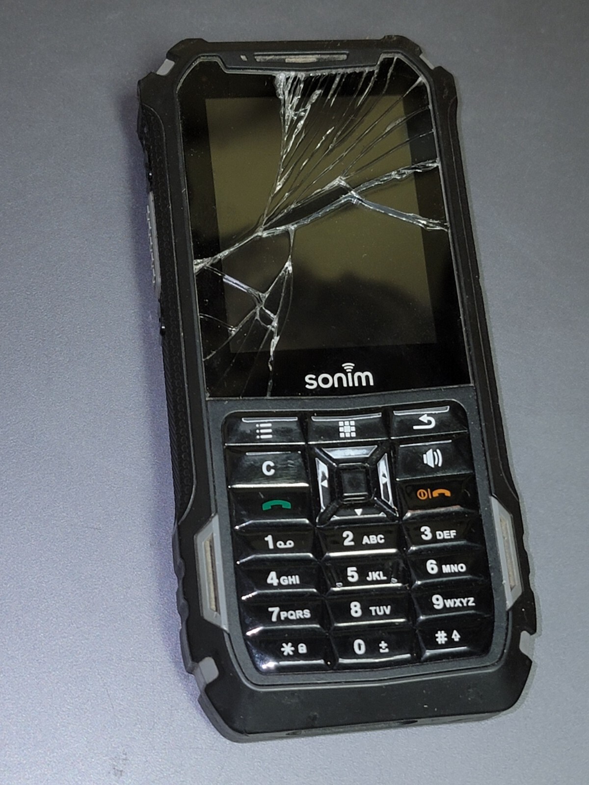 Sonim Xp5s (Unlocked) Cracked screen.
