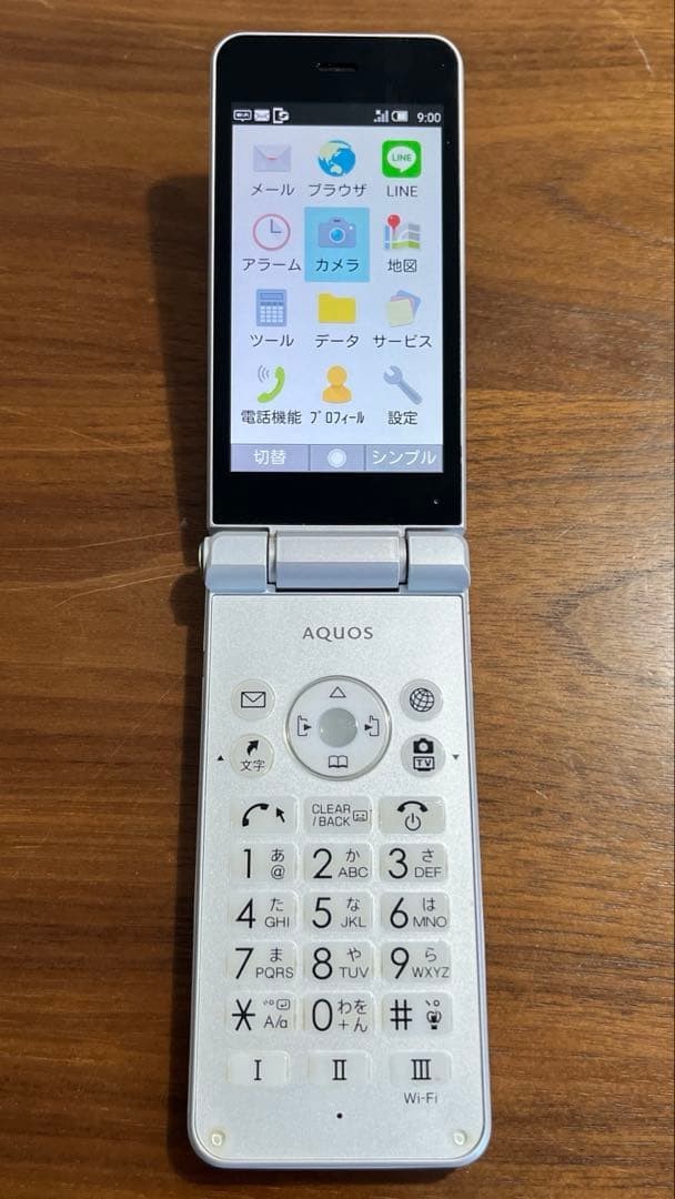 SHARP AQUOS Keitai 2 601SH 4G Android Flip phone Unlocked White SIM Free Japan