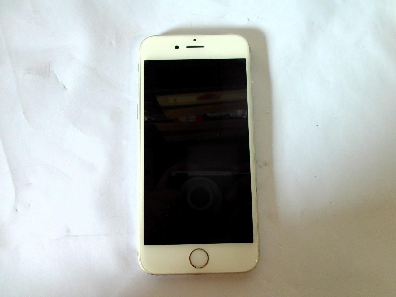 Apple iPhone 6s A1688 32GB (Verizon) Silver Touchscreen Smartphone