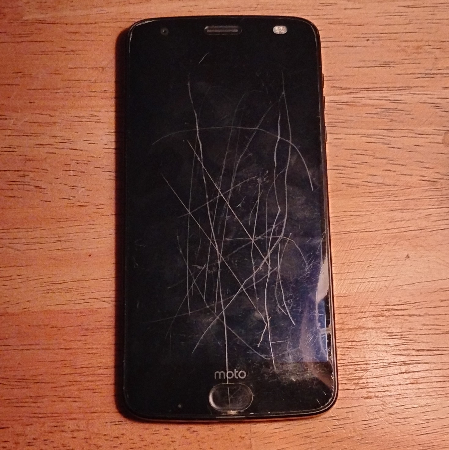 Motorola Moto Z2 Force Verizon Locked Black 64GB ROM 4GB RAM (FOR PARTS)