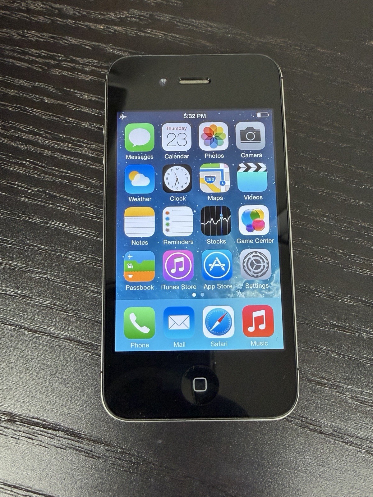 Apple iPhone 4 8GB Black Verizon A1349 GRADE B FULLY FUNCTIONAL