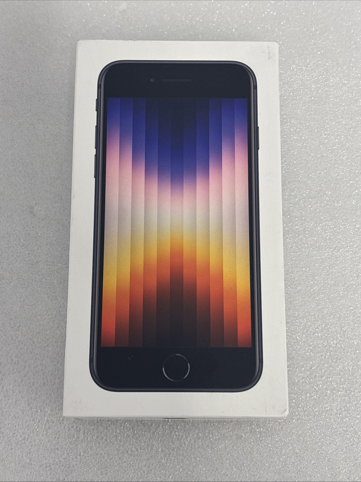Apple iPhone SE (2022) – 64 GB – Midnight (Straight Talk)