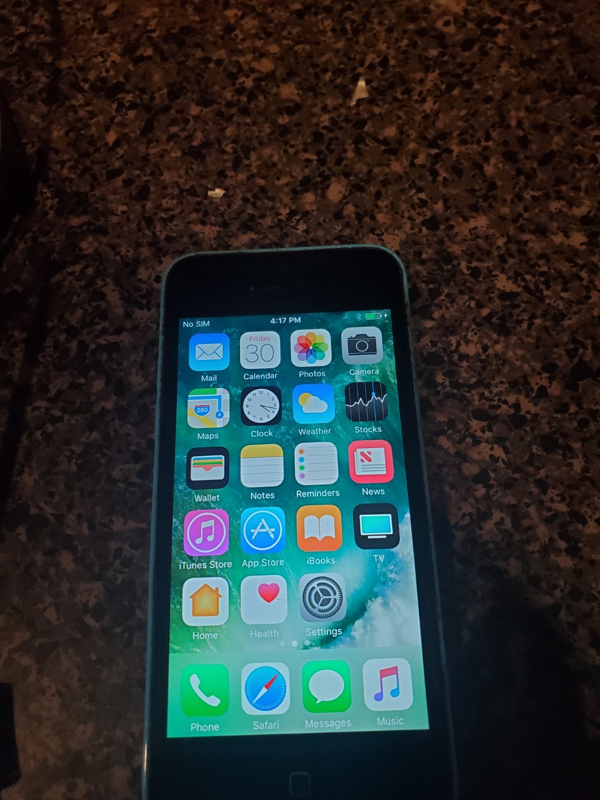 Apple iPhone A1532 blue/ verizon
