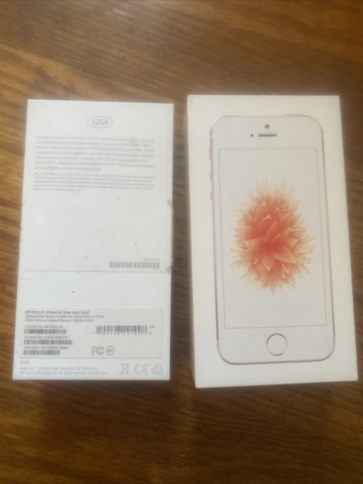 Apple iPhone 5s – 16GB – Silver (Consumer Cellular) A1533 (GSM) W/Box