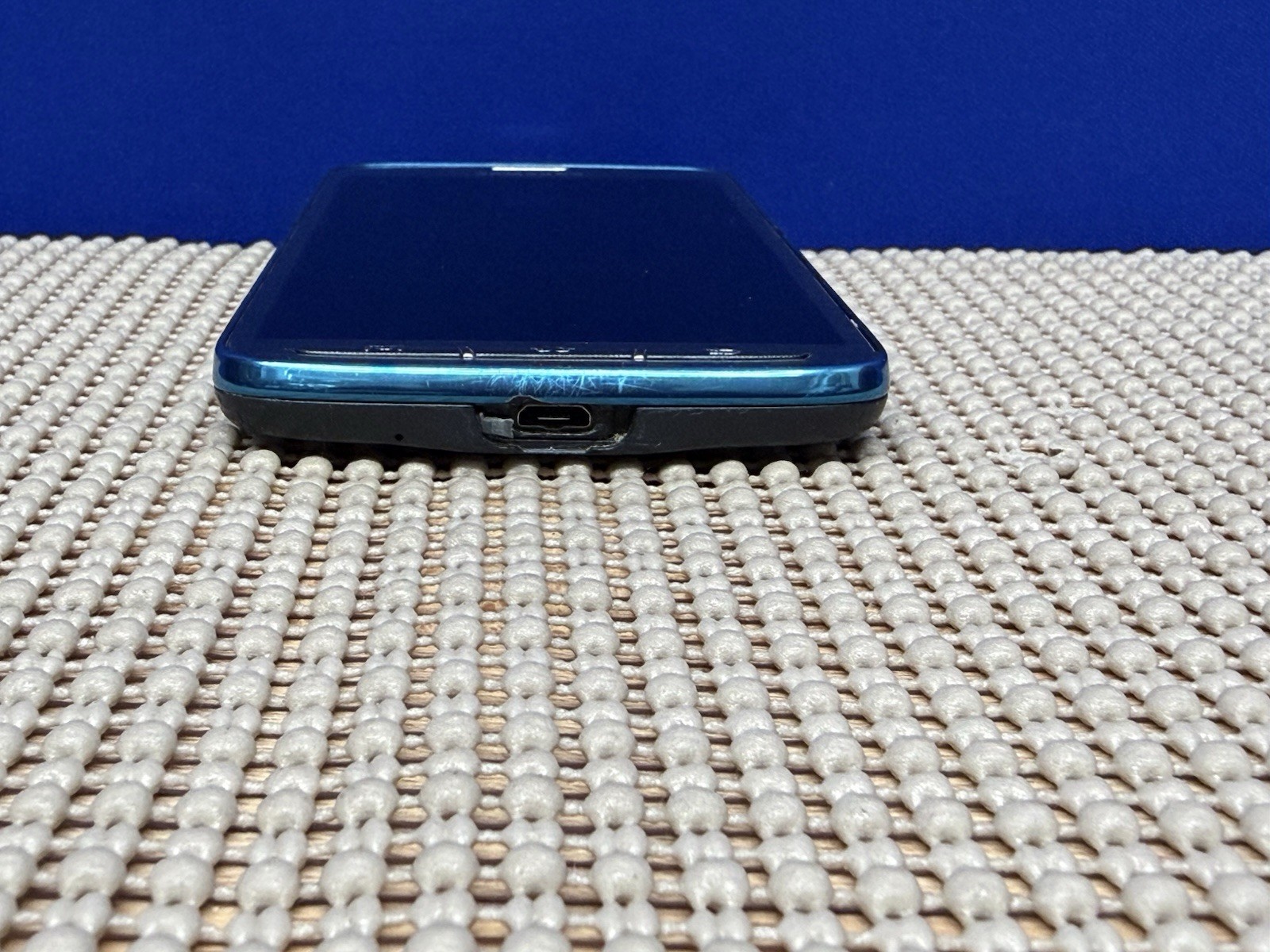 Samsung Galaxy S4 Active SGH-I537 Blue (ATT) 16GB AT&T Phone