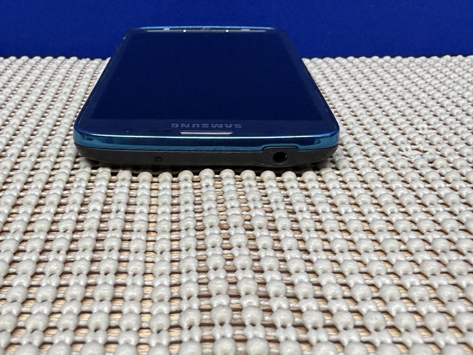 Samsung Galaxy S4 Active SGH-I537 Blue (ATT) 16GB AT&T Phone