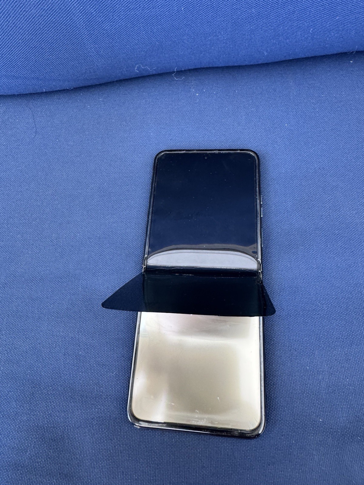 Motorola RAZR+ (Plus) 2023 5G, 256GB, 8GB ram,black-Unlocked-XT 2321-3-for parts