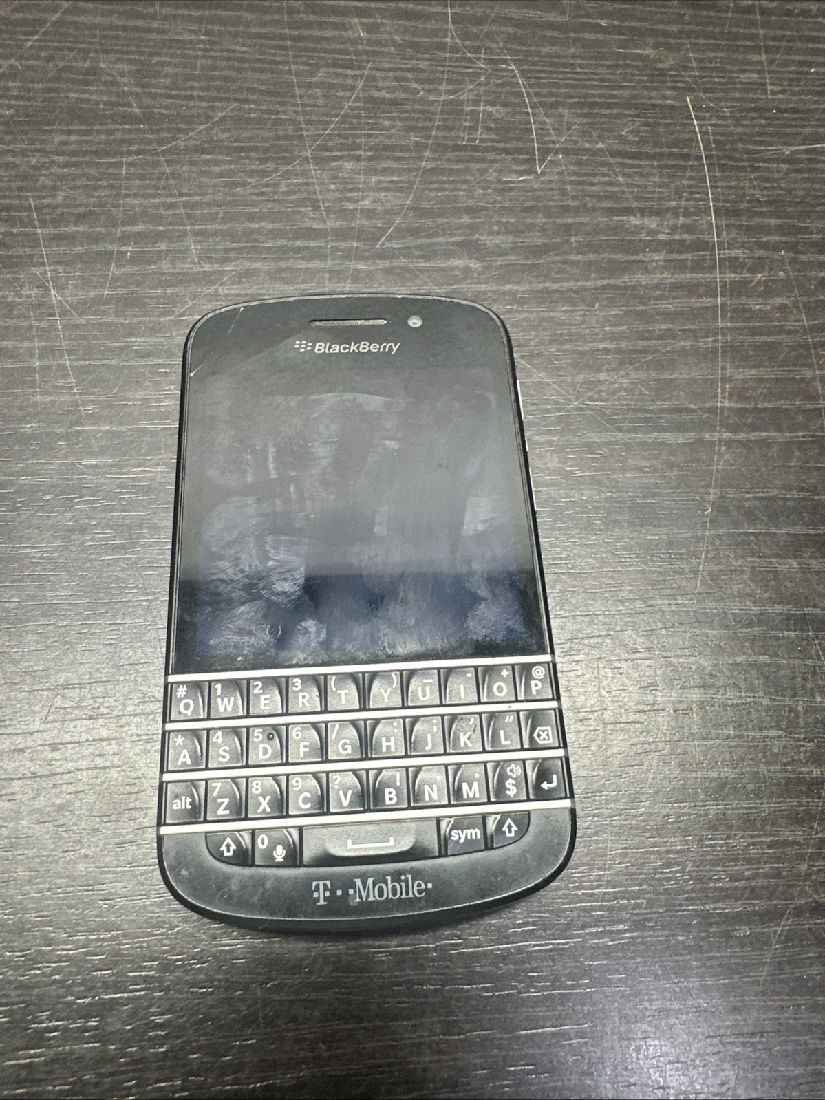 BlackBerry Q10 Smartphone 16GB PARTS ONLY!! AS IS!!