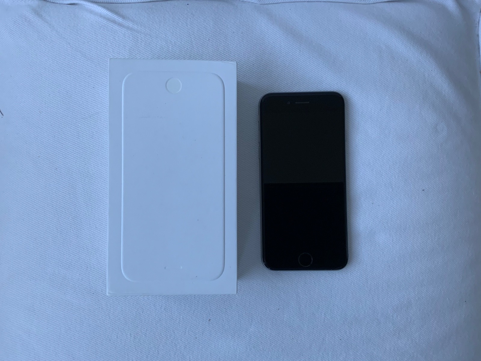 Apple iPhone 6 – 16 GB – Space Grey