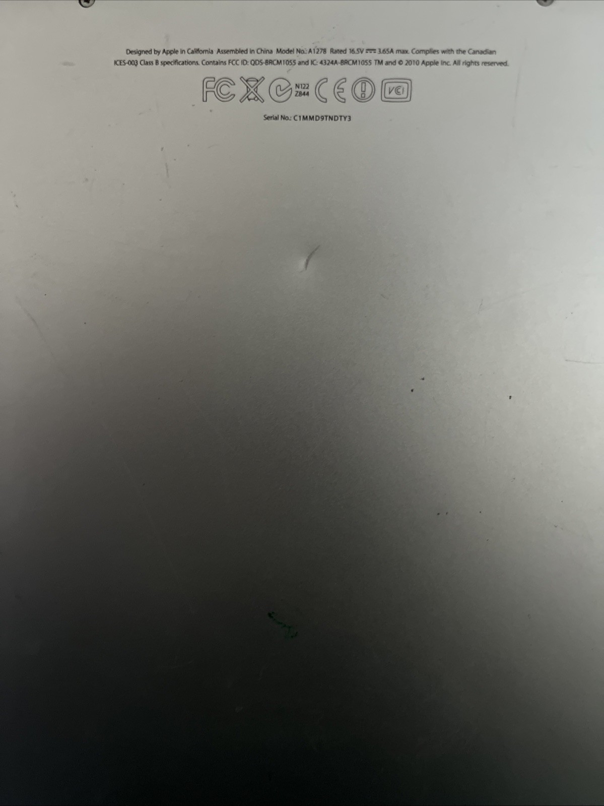 Apple Lot MacBook Pro I Phone SE iPod Touch I Phone 8 I Phone 4