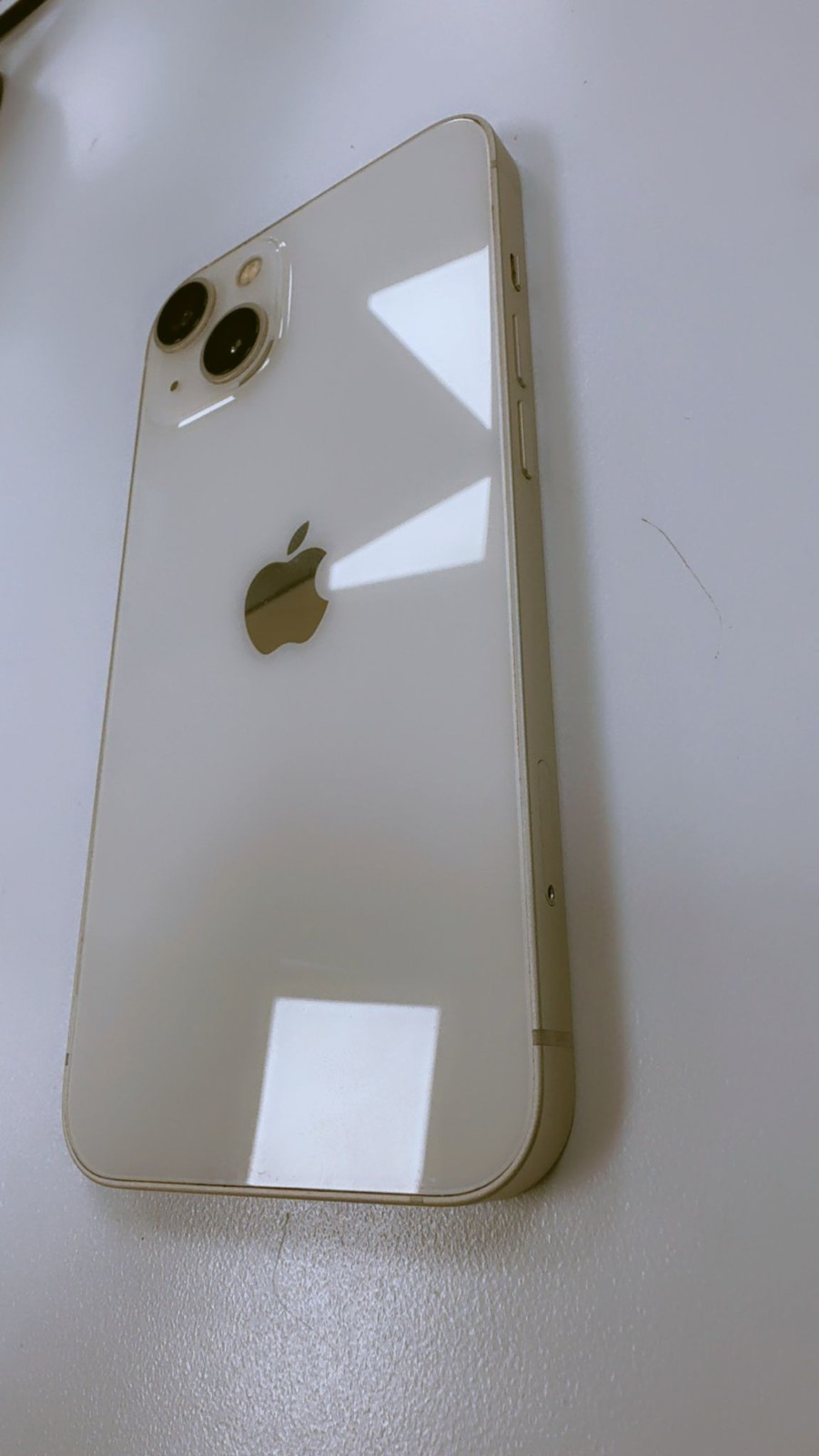 UNLOCKED Opened Box Apple iPhone 14 128GB in White Color Good Condition B++