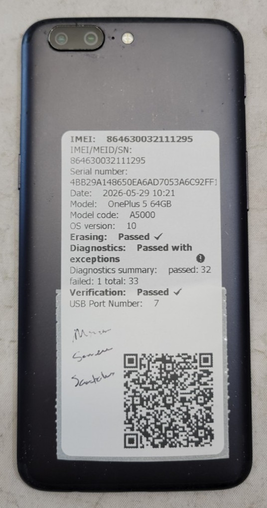 OnePlus 5 – 64GB – A5000 – OS:10 – GPS TEST FAILED – SCRATCHES – UNLOCKED