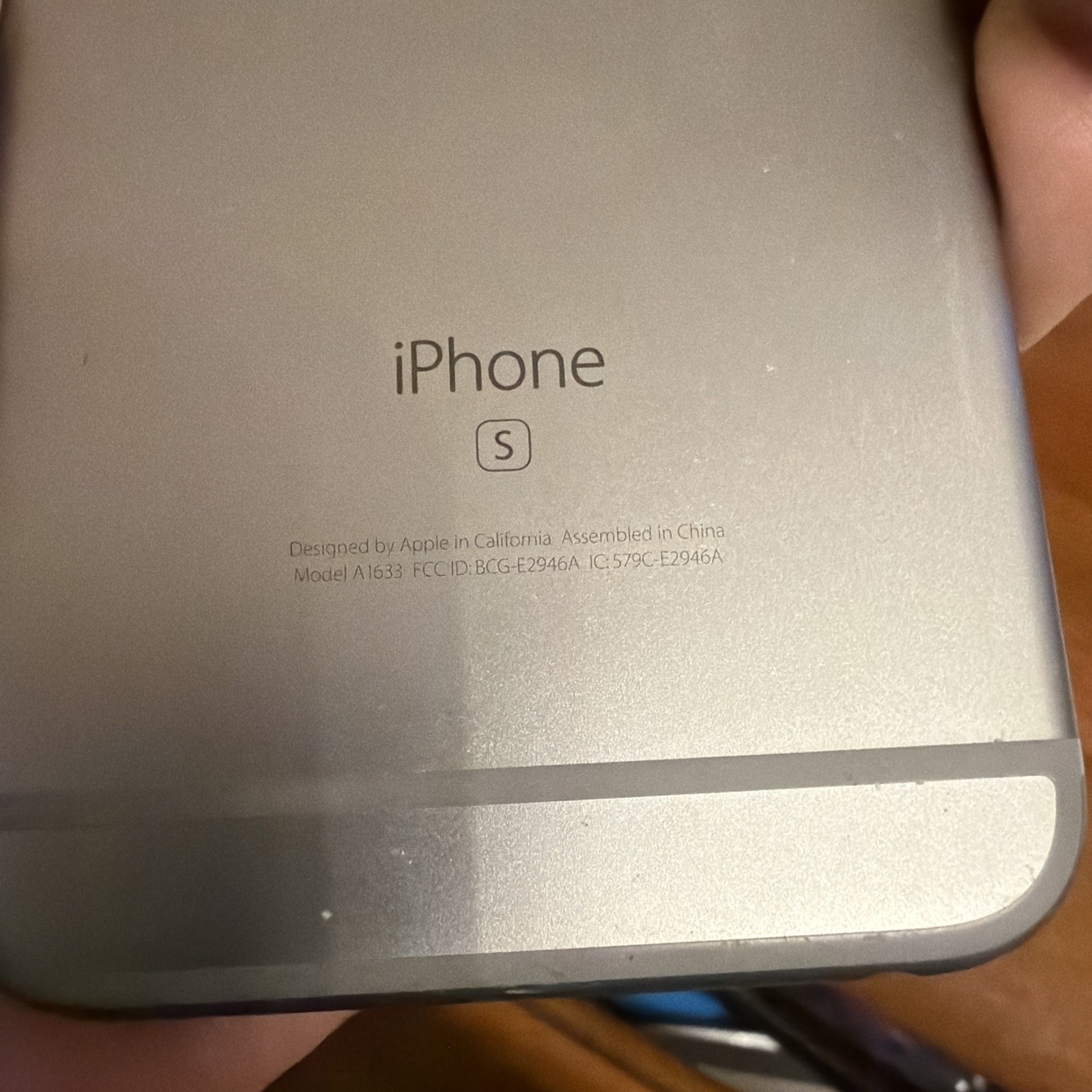 Apple iPhone 6S – A1633 – 32GB – Space Gray CLEAN IMEI