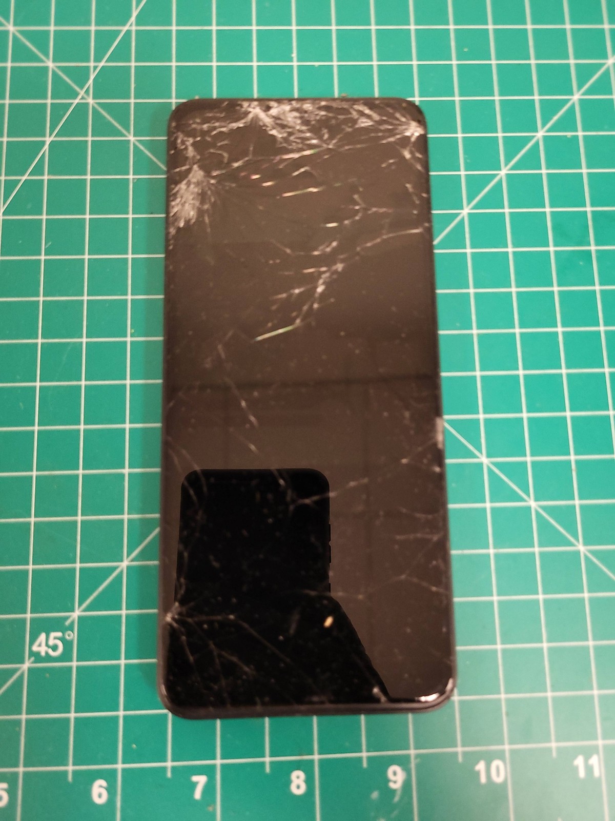 T-Mobile REVVL V+ 5G Android Smartphone Black Cracked Screen For Parts Repair
