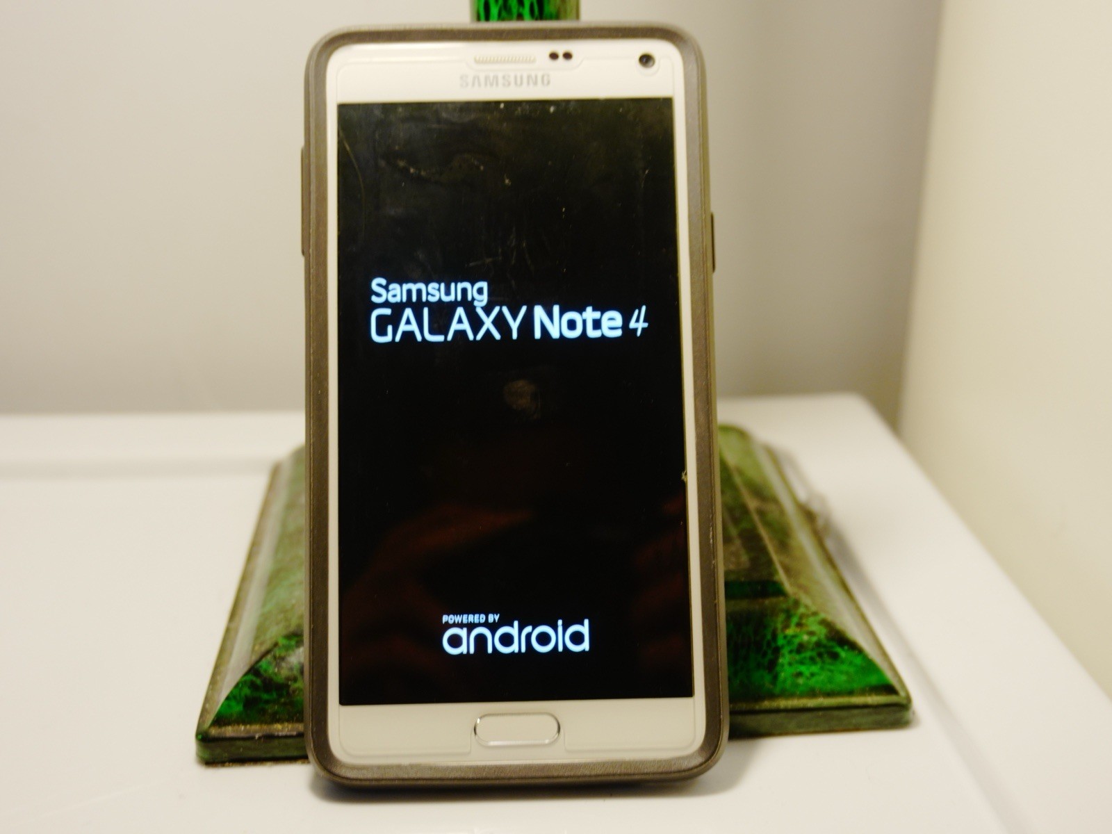 TESTED WORKING 32GB White Samsung Galaxy Note 4 GREAT CONDITION W EXTRA BATTERY