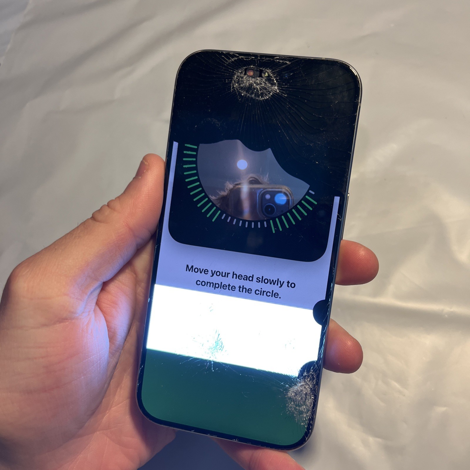 Apple iPhone 15 Pro – 256GB (AT&T ONLY) – BAD SCREEN – SOLD AS IS (J93)