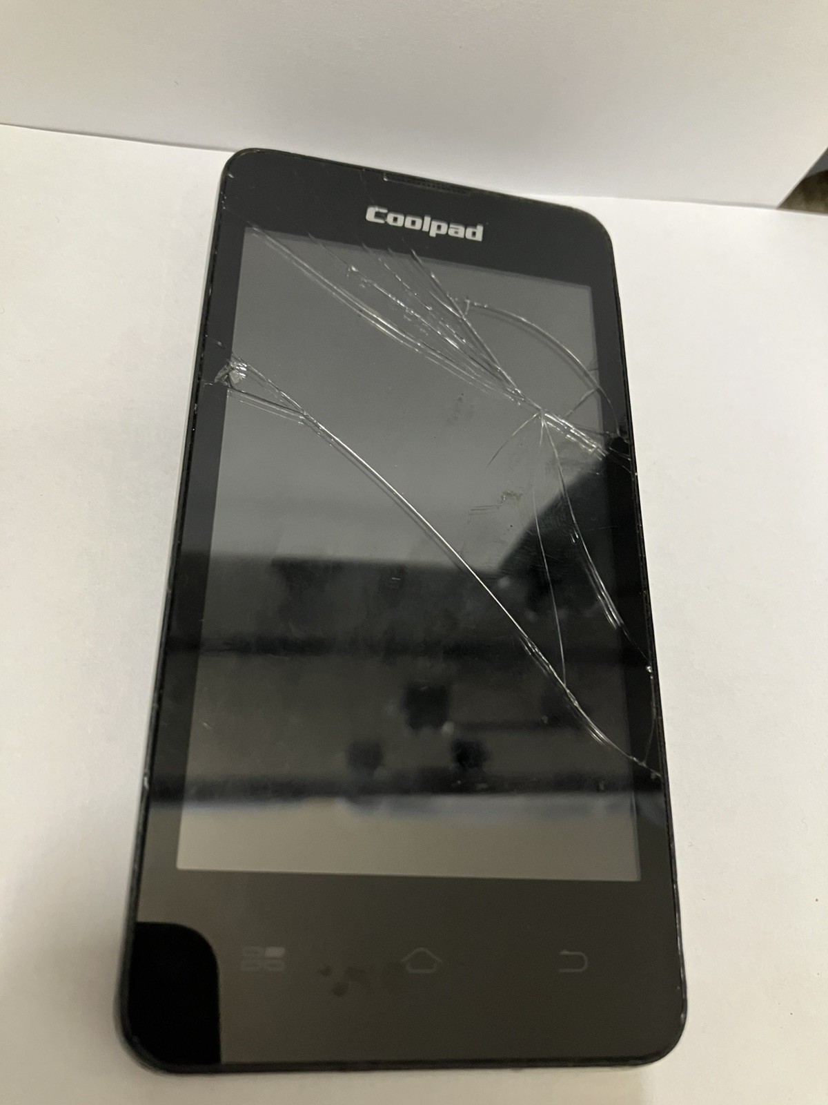 Coolpad 5560S – Black ( network:unknown-Android Smartphone-For Parts Only