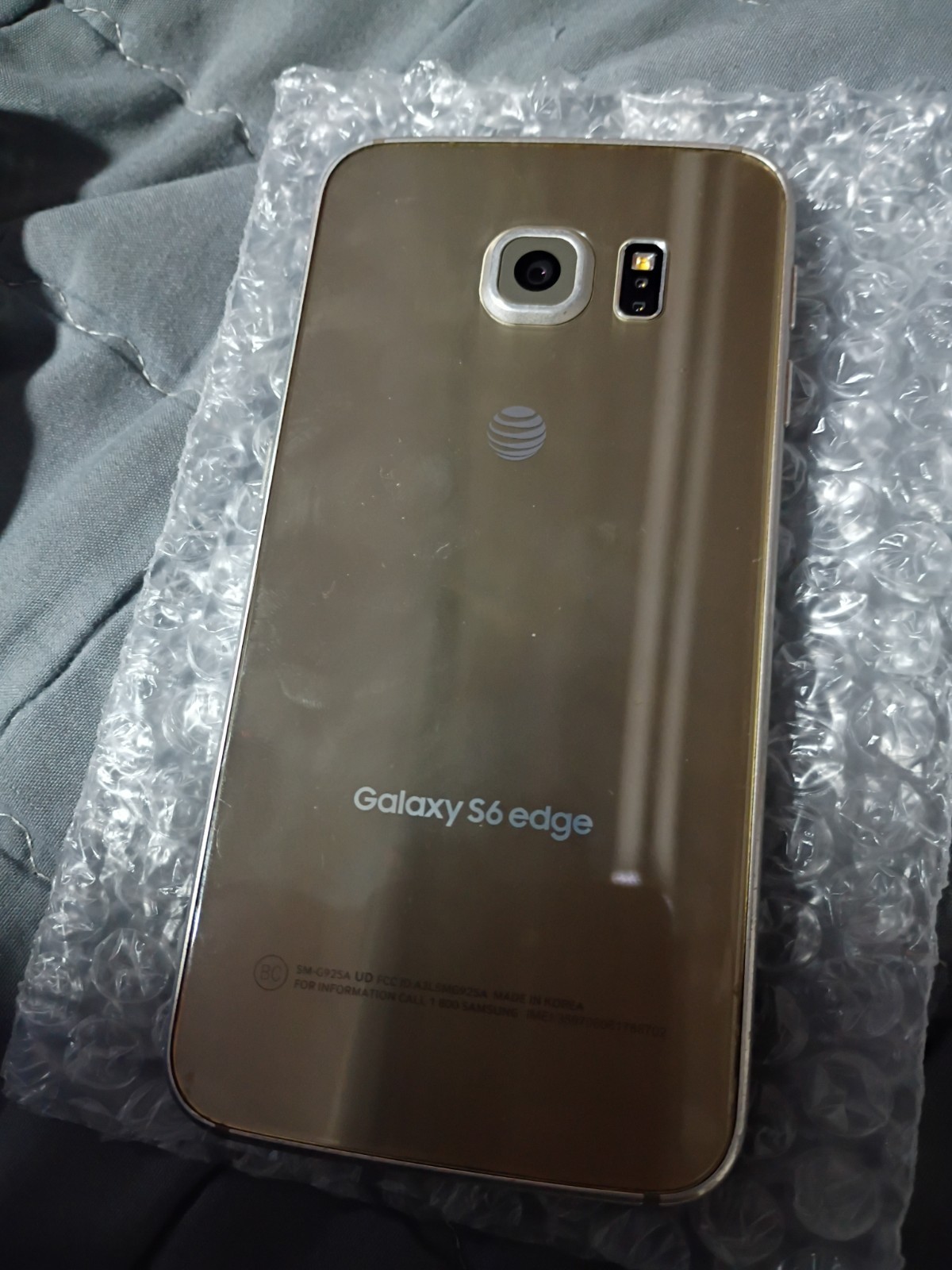Samsung Galaxy S6 edge+ – 64 GB – Gold Platinum (AT&T)