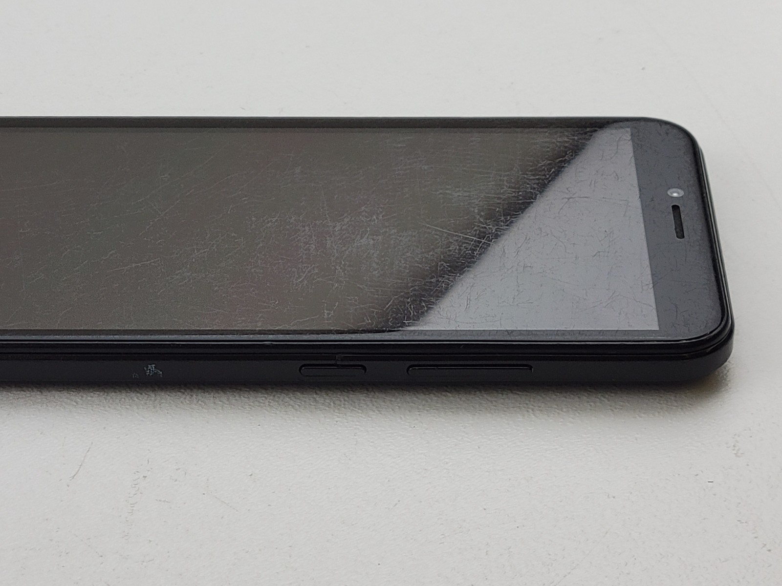SKY Devices Elite 6Max – 32GB – (GSM Unlocked) Dual SIM – POOR CONDITION – H6433