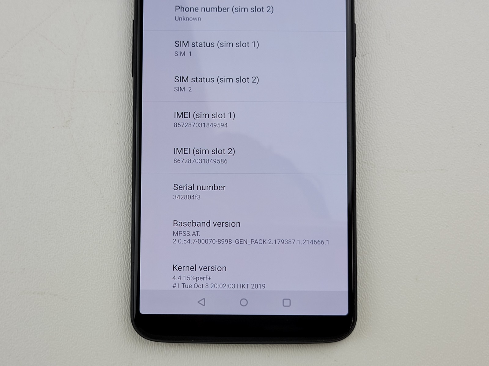 OnePlus 5T (A5010) 128GB – Black (GSM Unlocked) Dual SIM – SMALL ISSUE – H7956