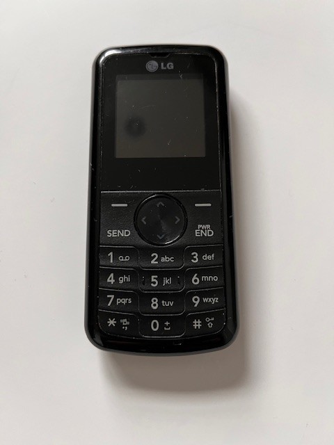 LG NTLG300GB Net10 Black 2″ LCD Screen Wi-Fi Cellular Candy Bar Cell Phone