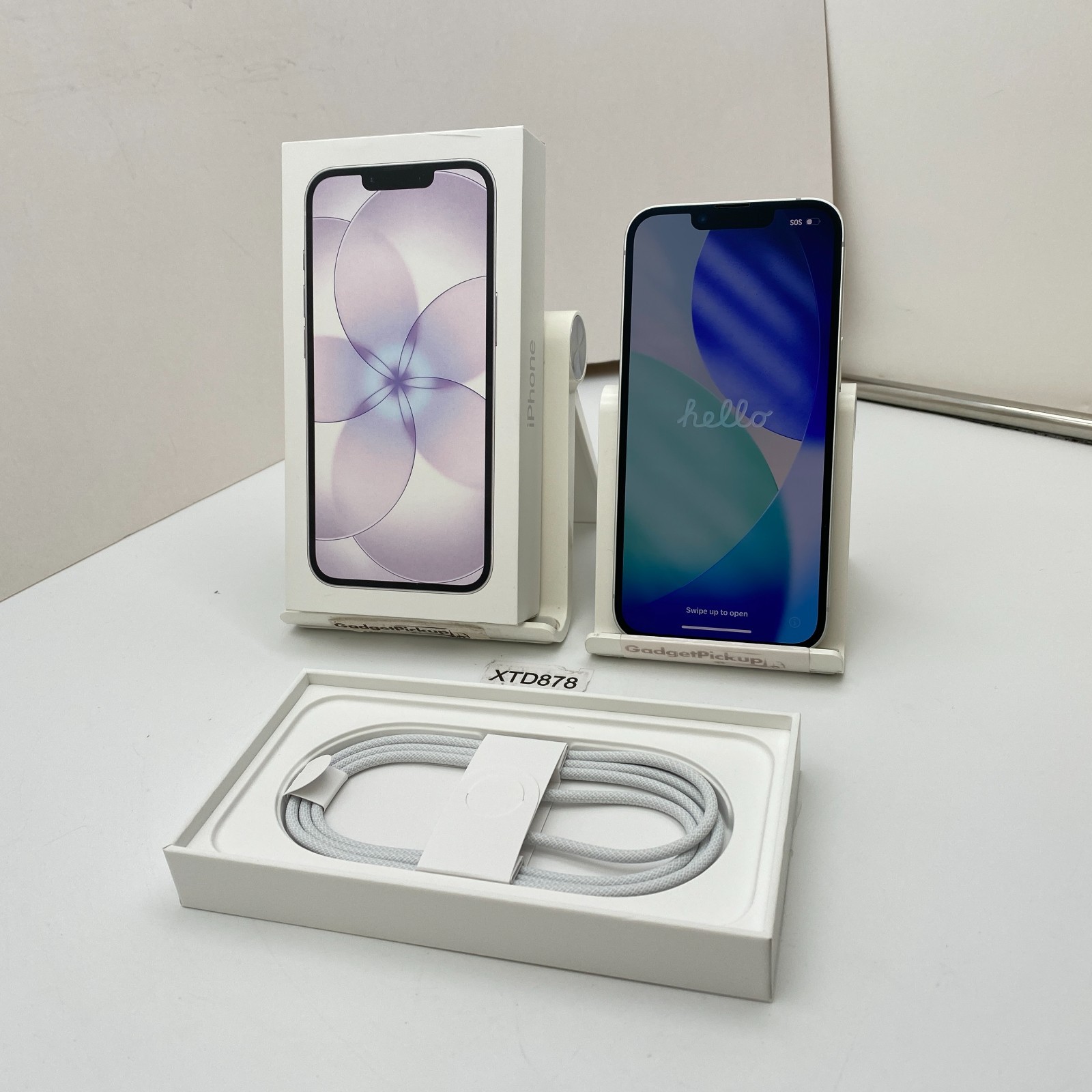 Apple iPhone 17e – 256GB – White (Unlocked) – Open Box