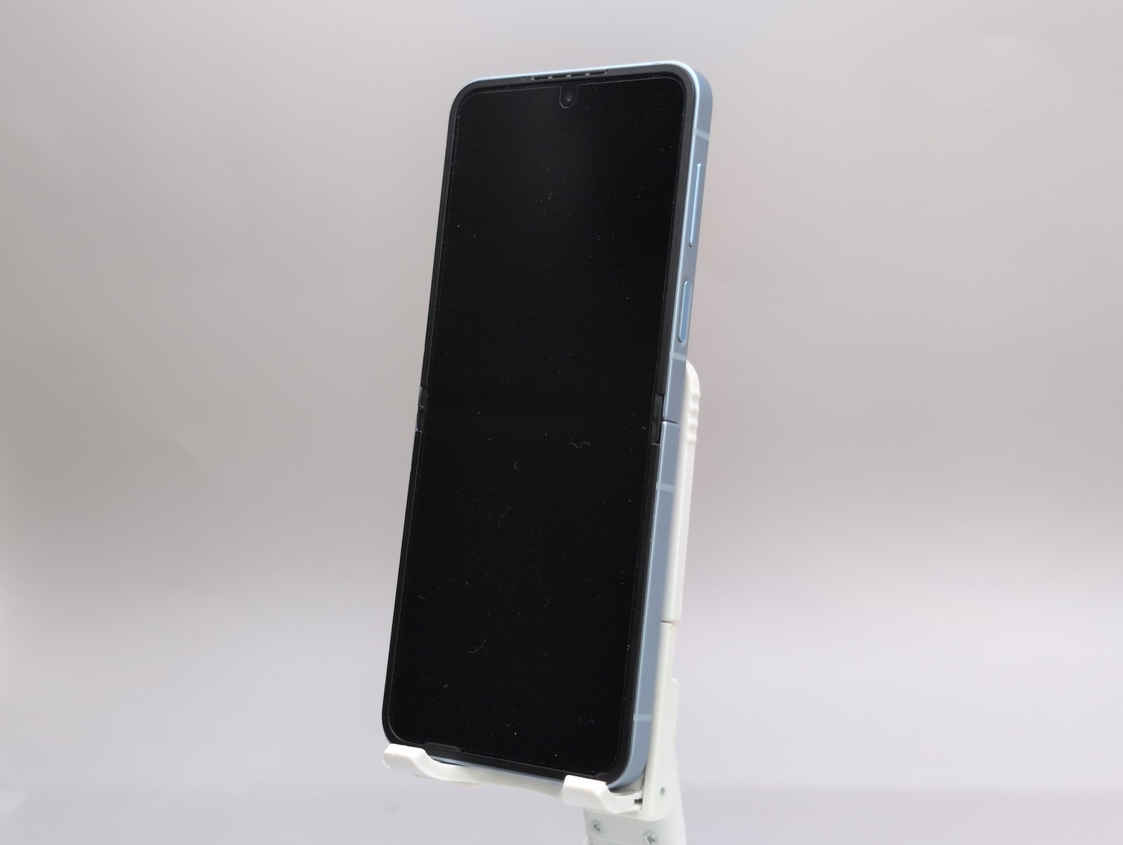 Samsung Galaxy Z Flip6 SM-F741U1 Blue For Parts Only W090668