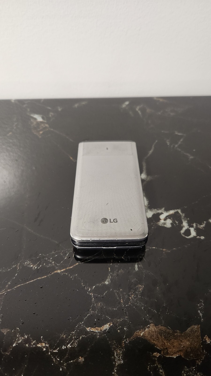 lg exalt vn220 flip phone