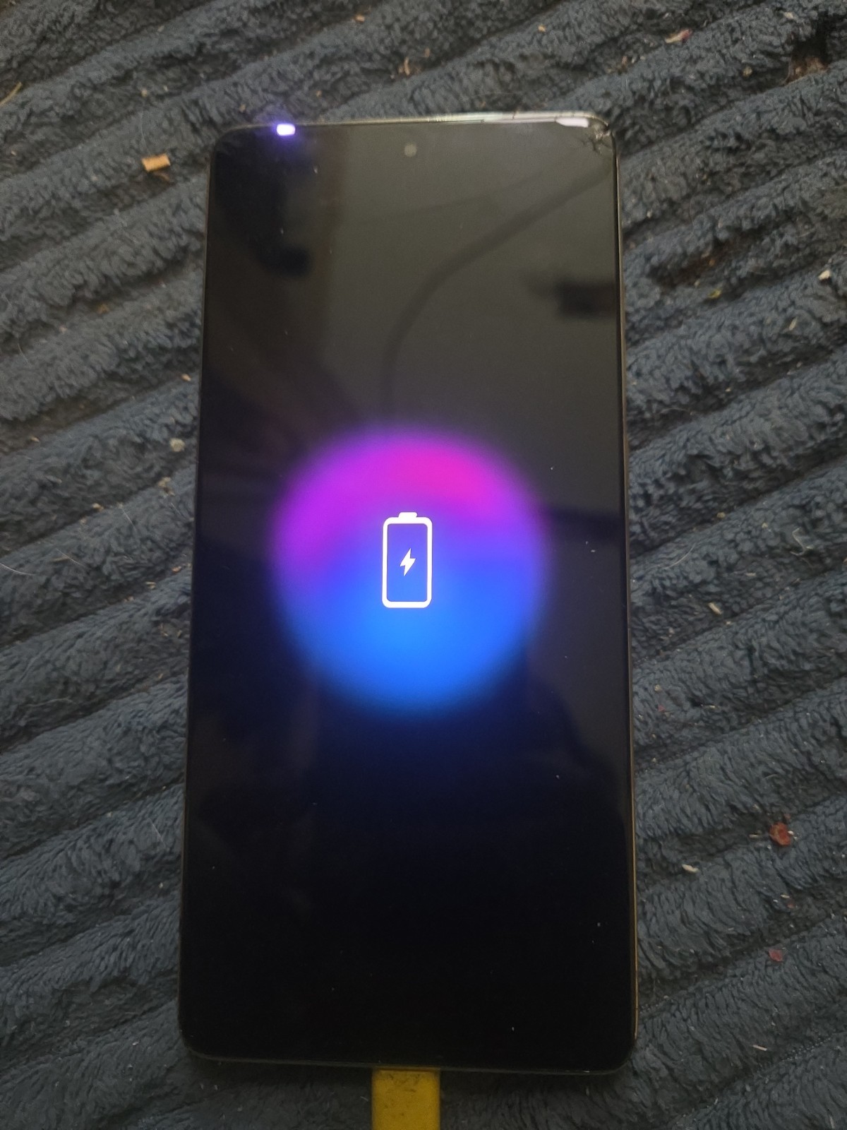Motorola Moto G Stylus 5G 2024 – 128GB Carmel Latte – (LOCKED) *CRACKED*