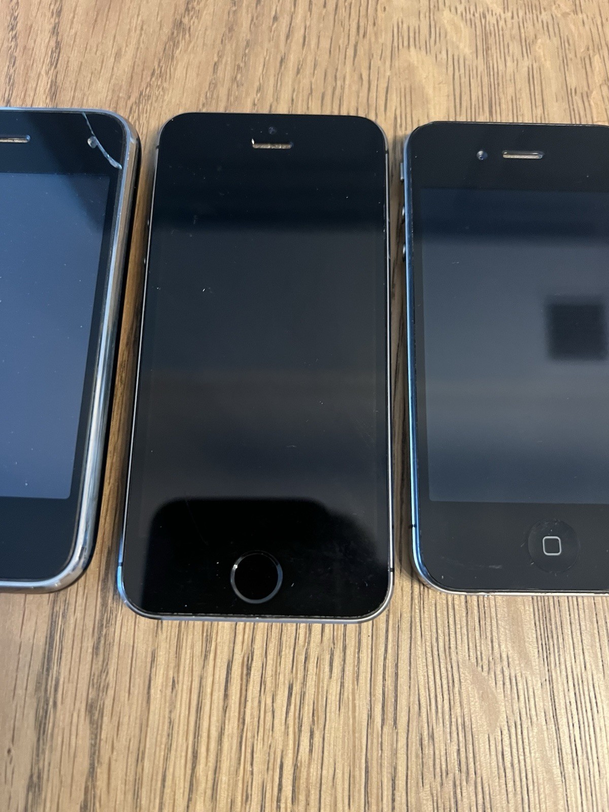 Lot Of 3 Apple iPhones PARTS On See Photos A1533, A1303A, A1332. AS-IS