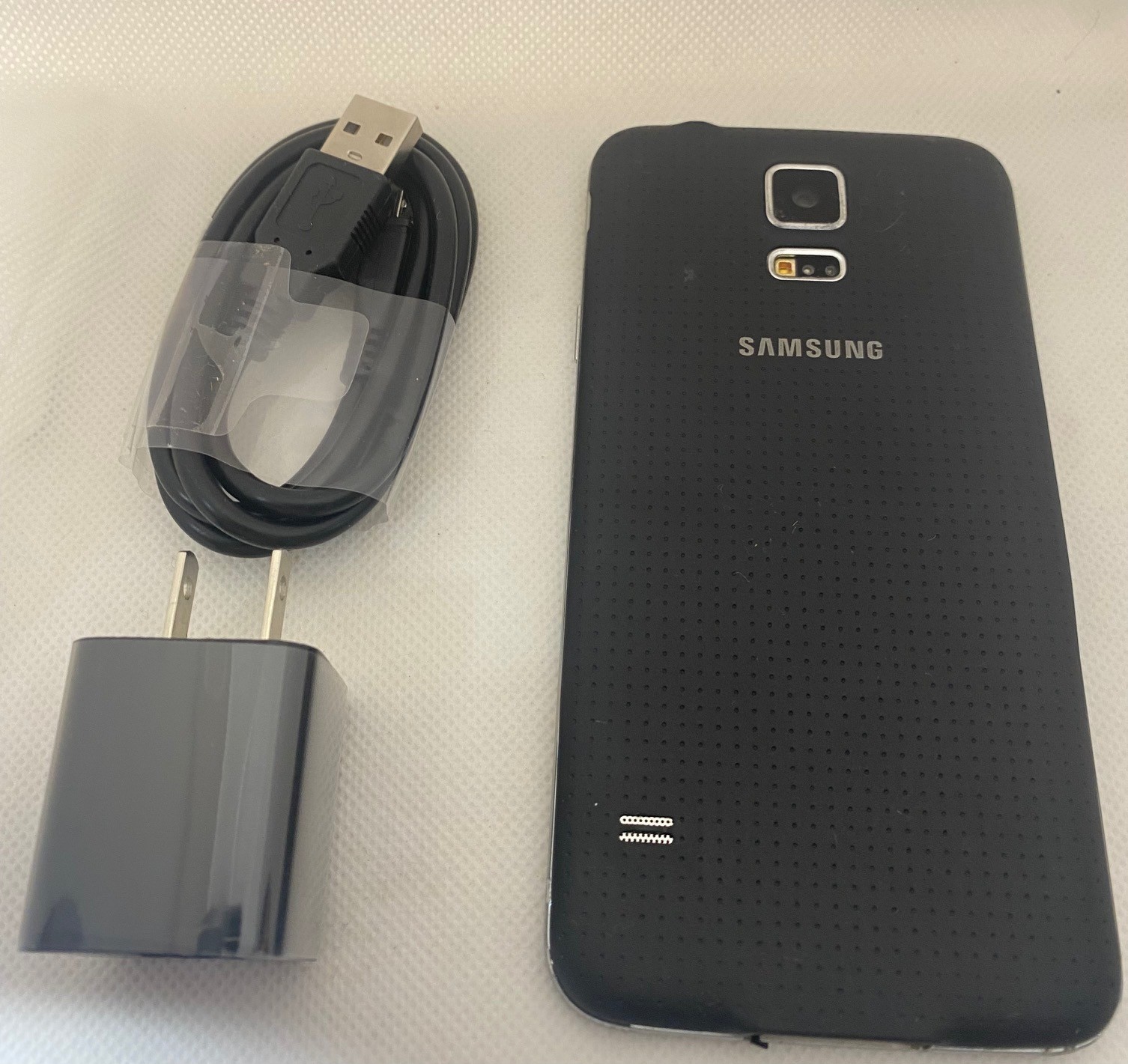 Samsung Galaxy S5 4G G900 16GB AT&T T-MOBILE Unlocked Smartphone BLACK-Excellent