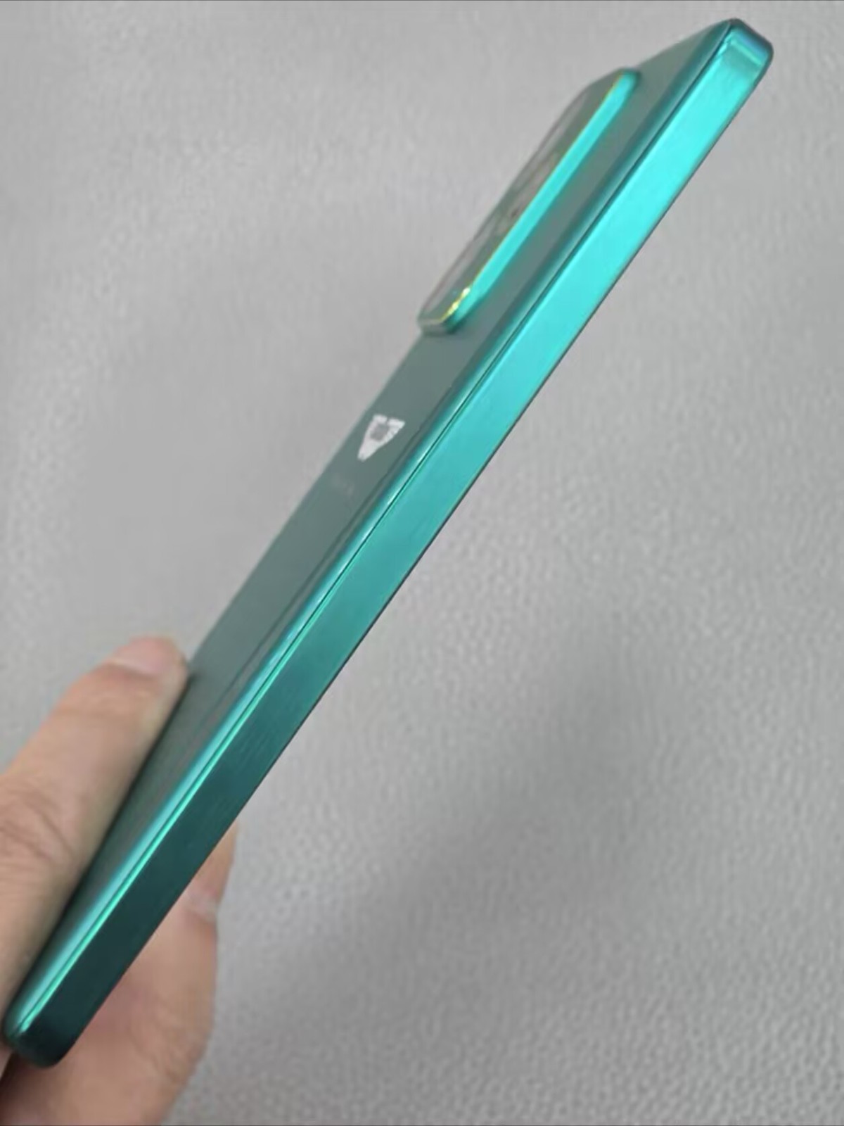 Realme GT 7 “Aston Martin” Dream Limited Edition 24G + 1TB Unlocked