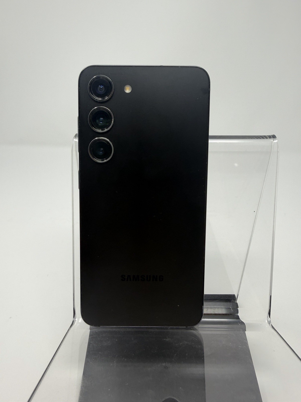 Samsung Galaxy S23 – 128 GB – Phantom Black (Unlocked) – # 2462