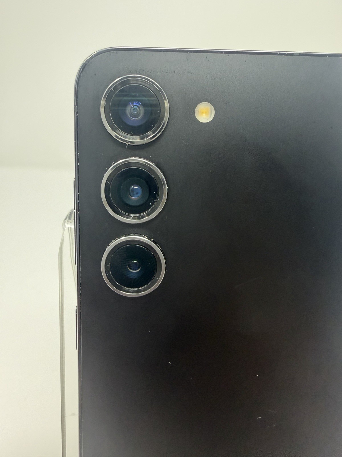 Samsung Galaxy S23 – 128 GB – Phantom Black (Unlocked) – # 2462