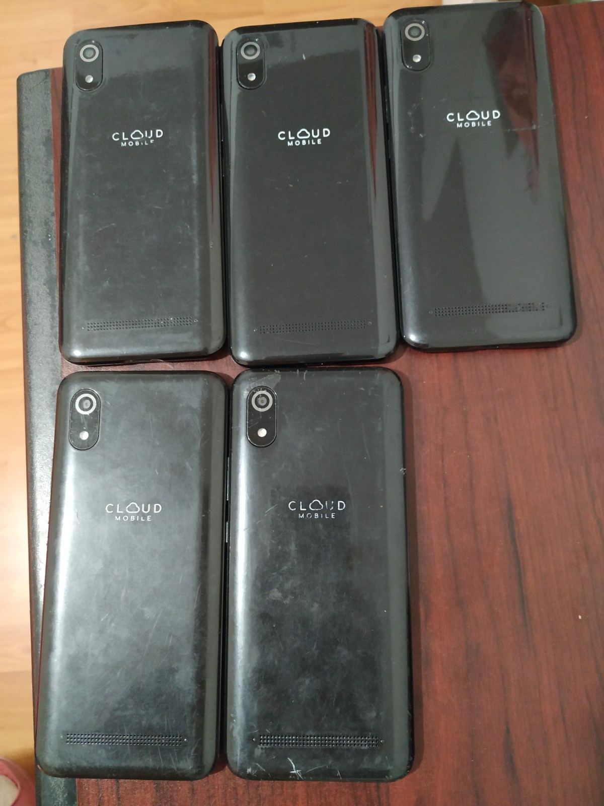 Lot of 5 Cloud Mobile Stratus C8 32GB Smartphone Black