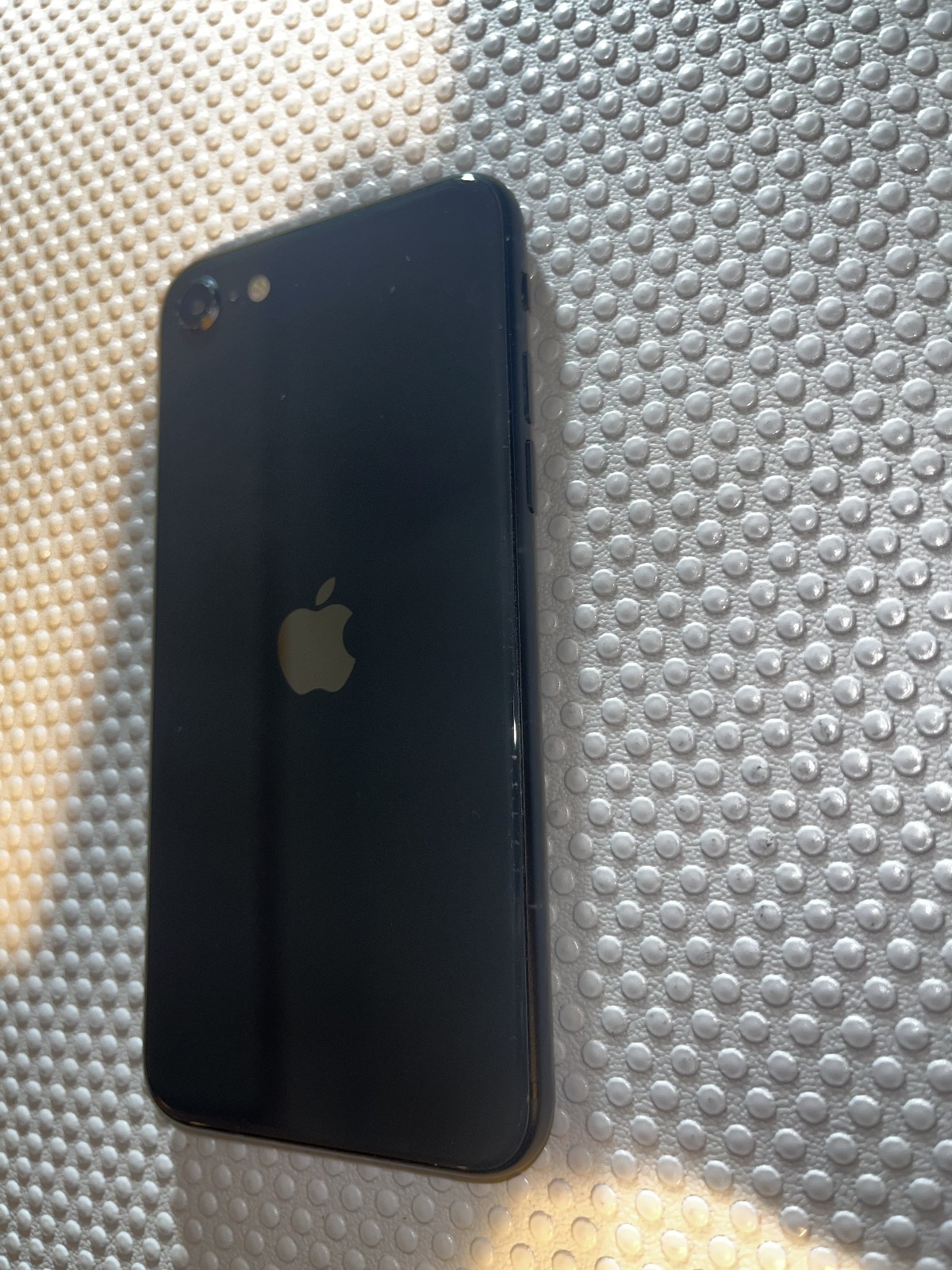 Apple iPhone SE (2nd generation) 64GB (Model MX9K2LL/A)