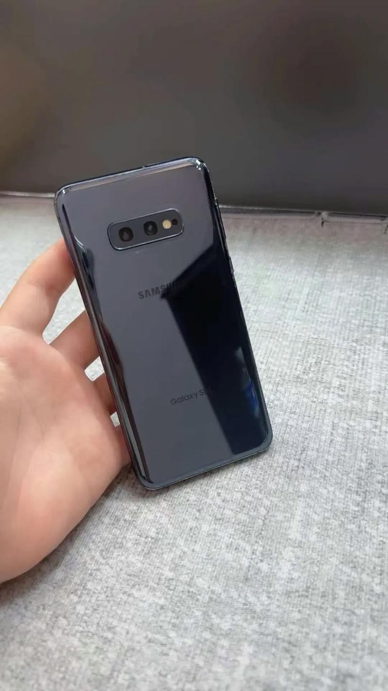 Samsung Galaxy S10e SM-G970U 256GB AT&T T-Mobile Factory Unlocked OPEN BOX Black