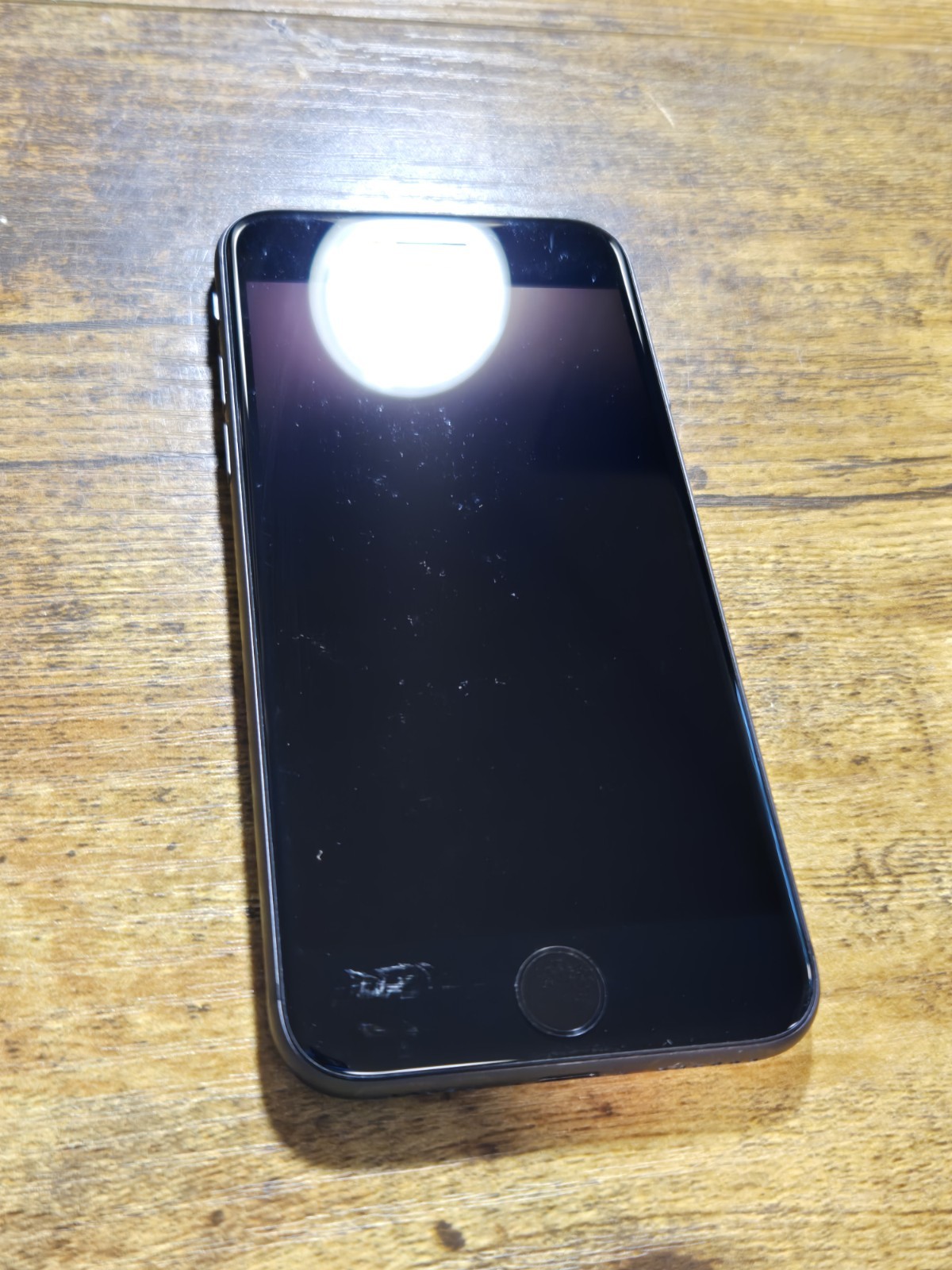 Apple iPhone 8 – 64GB – Space Gray (Unlocked) Battery 88%