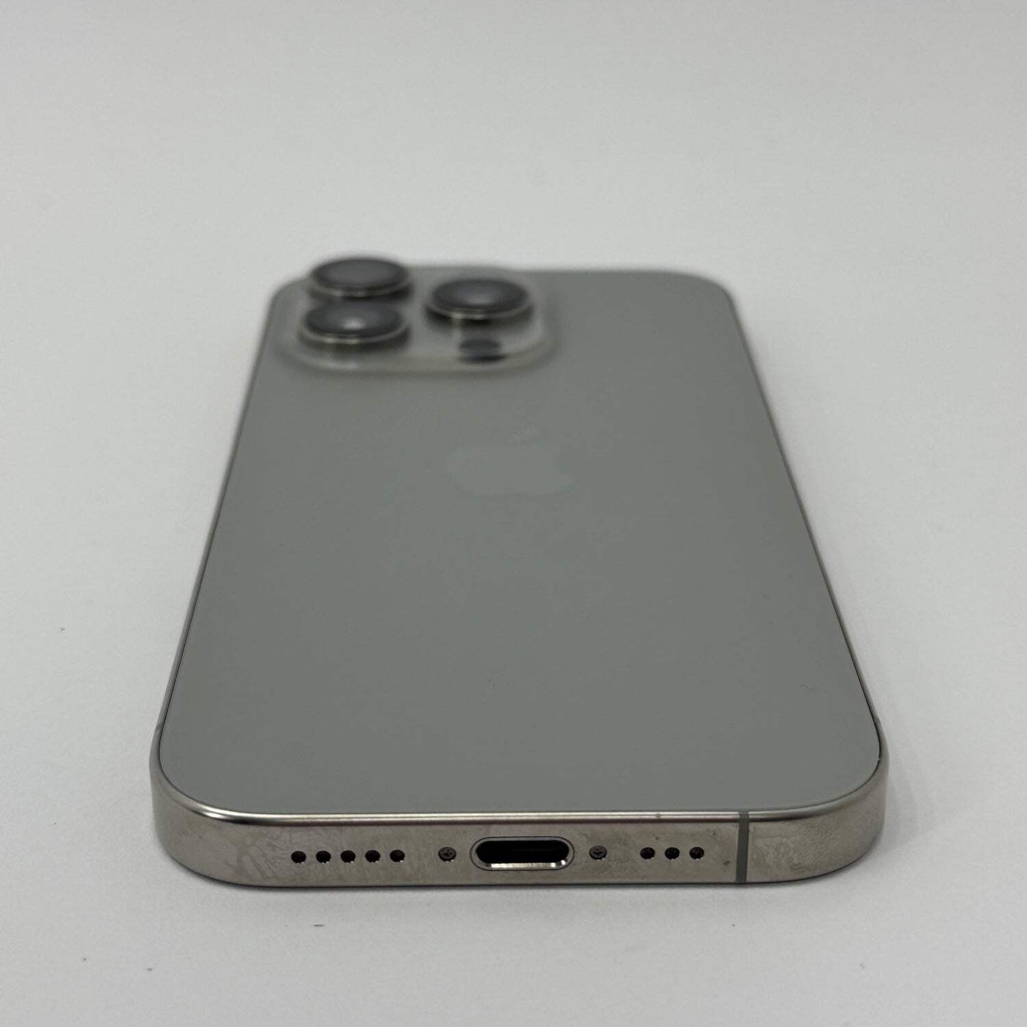 Factory Unlocked Apple iPhone 16 Pro 128GB Natural Titanium MYMD3LL/A