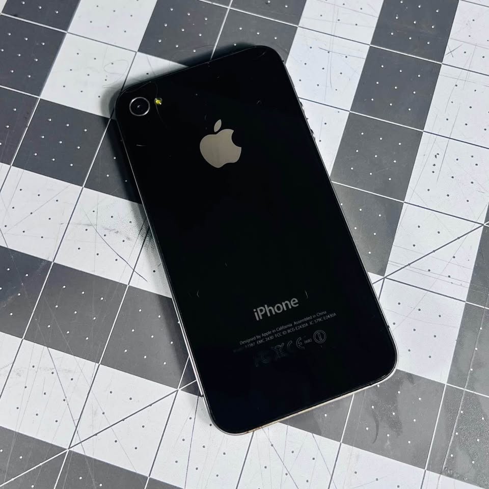 Apple iPhone 4s