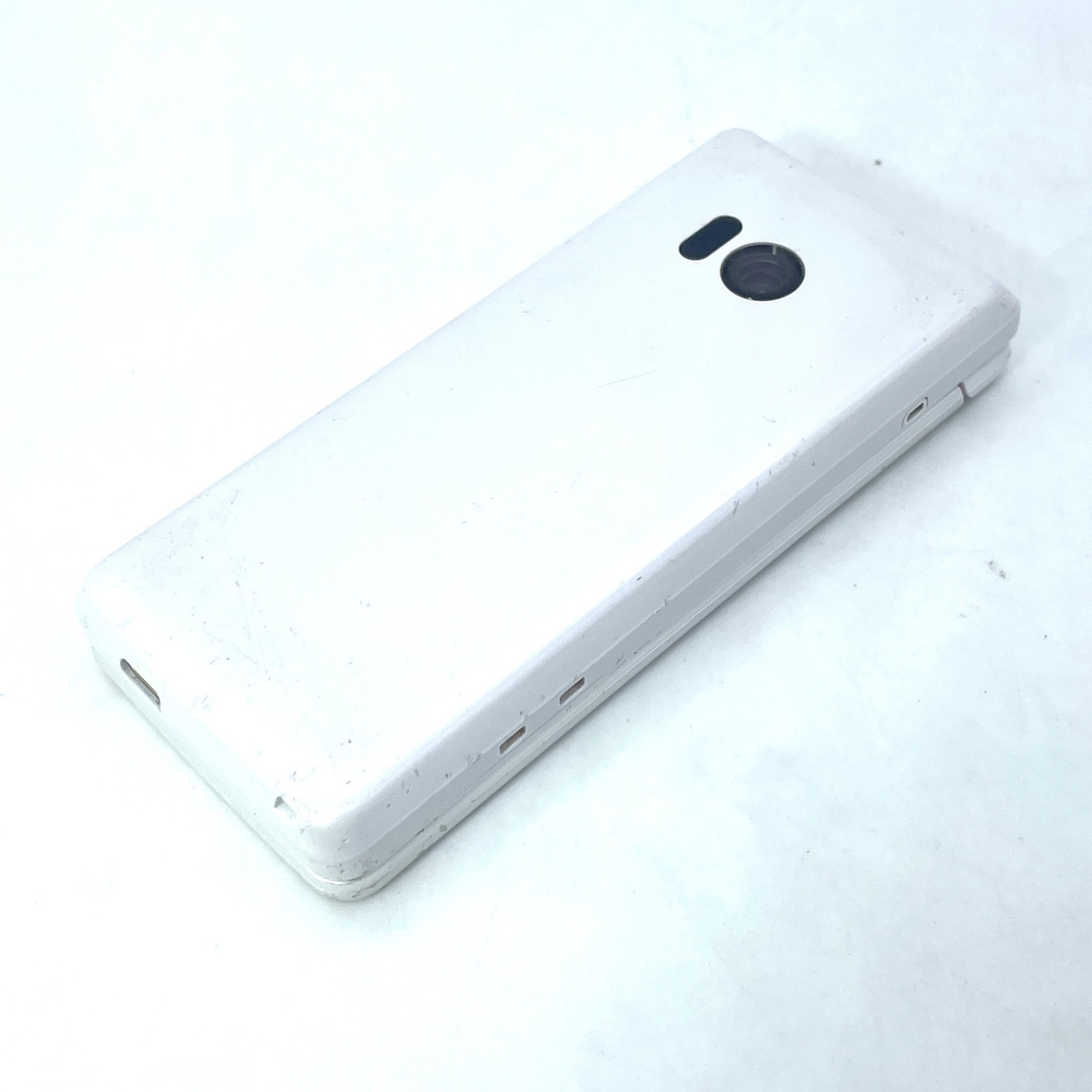SHARP AQUOS 805SH 806SH Keitai 3 flip phone Softbank Unlocked White SIM Free JP