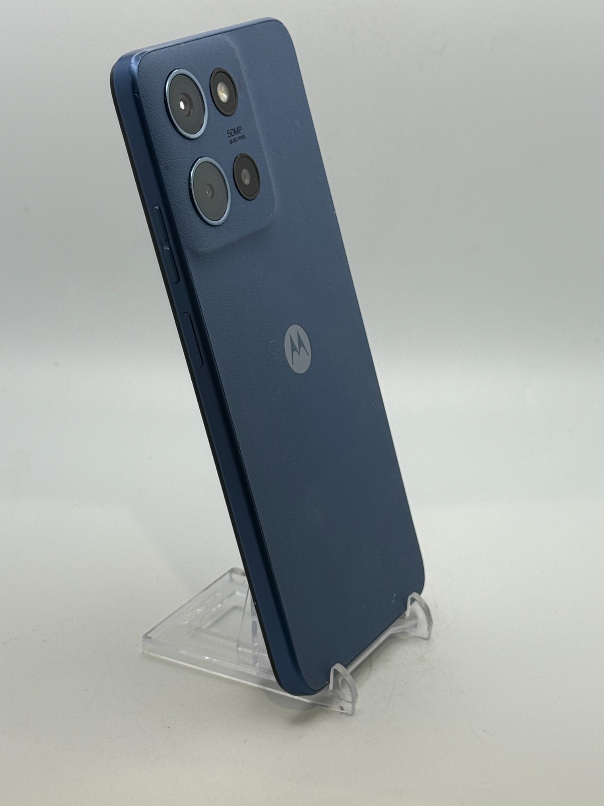 Motorola Moto G 5G 2025 – 64GB – Blue – TracFone – Good – Refurbished Smartphone