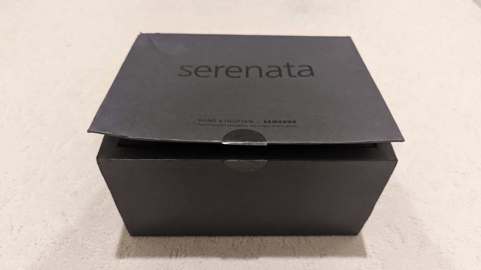 Bang & Olufsen Samsung Serenata SGH-F310 Mobile Phone Music Player With Box RARE