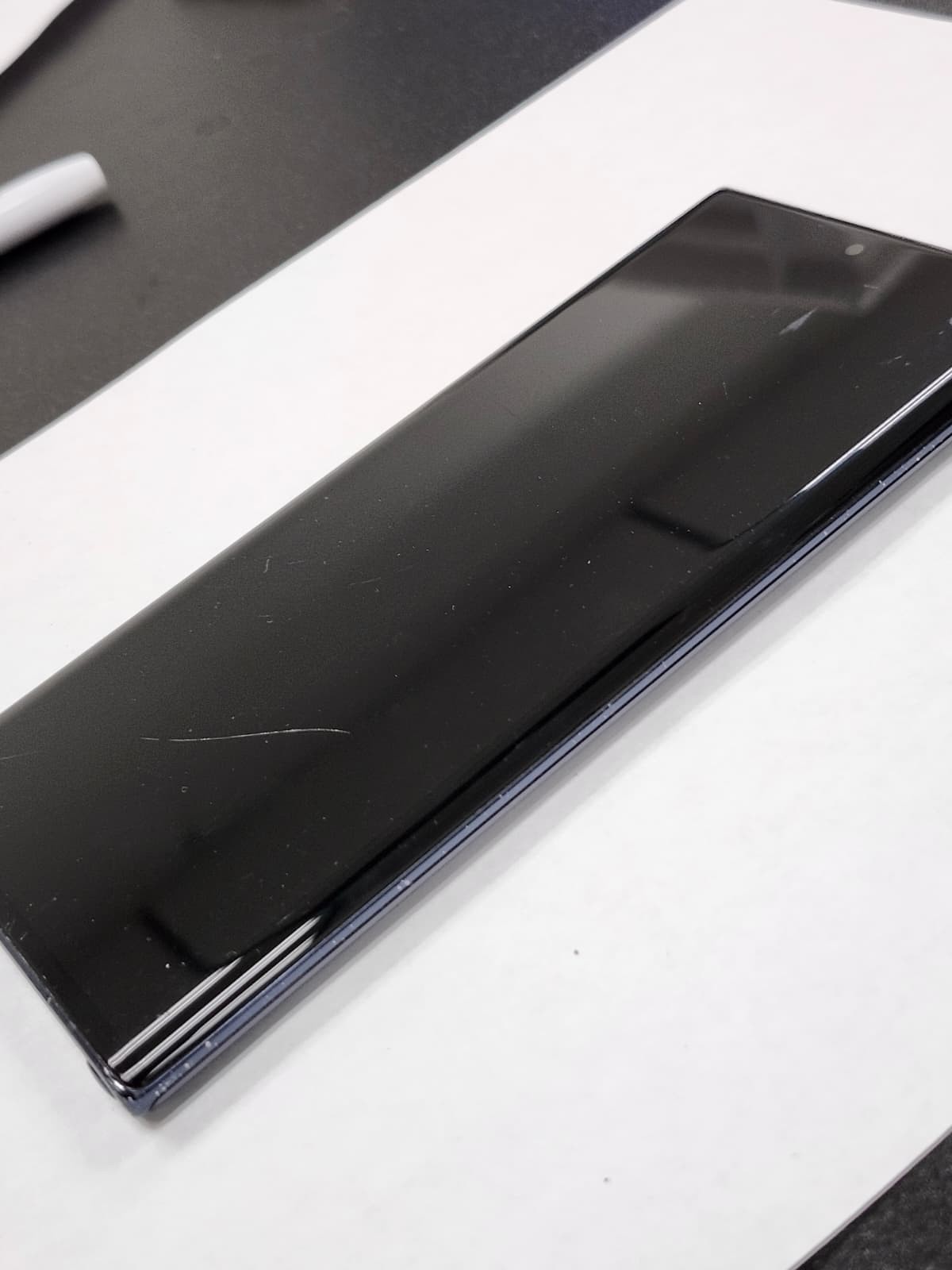 DEFECTIVE – Samsung Galaxy Note 10+ 5G – 256GB – Black – GSM Unlocked – 12035