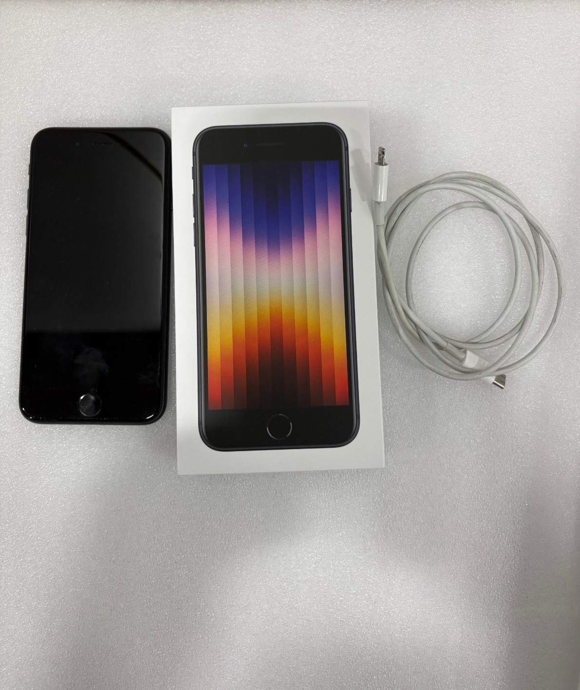 Apple iPhone SE (3rd generation) – 64GB Midnight Black MMX53LL/A