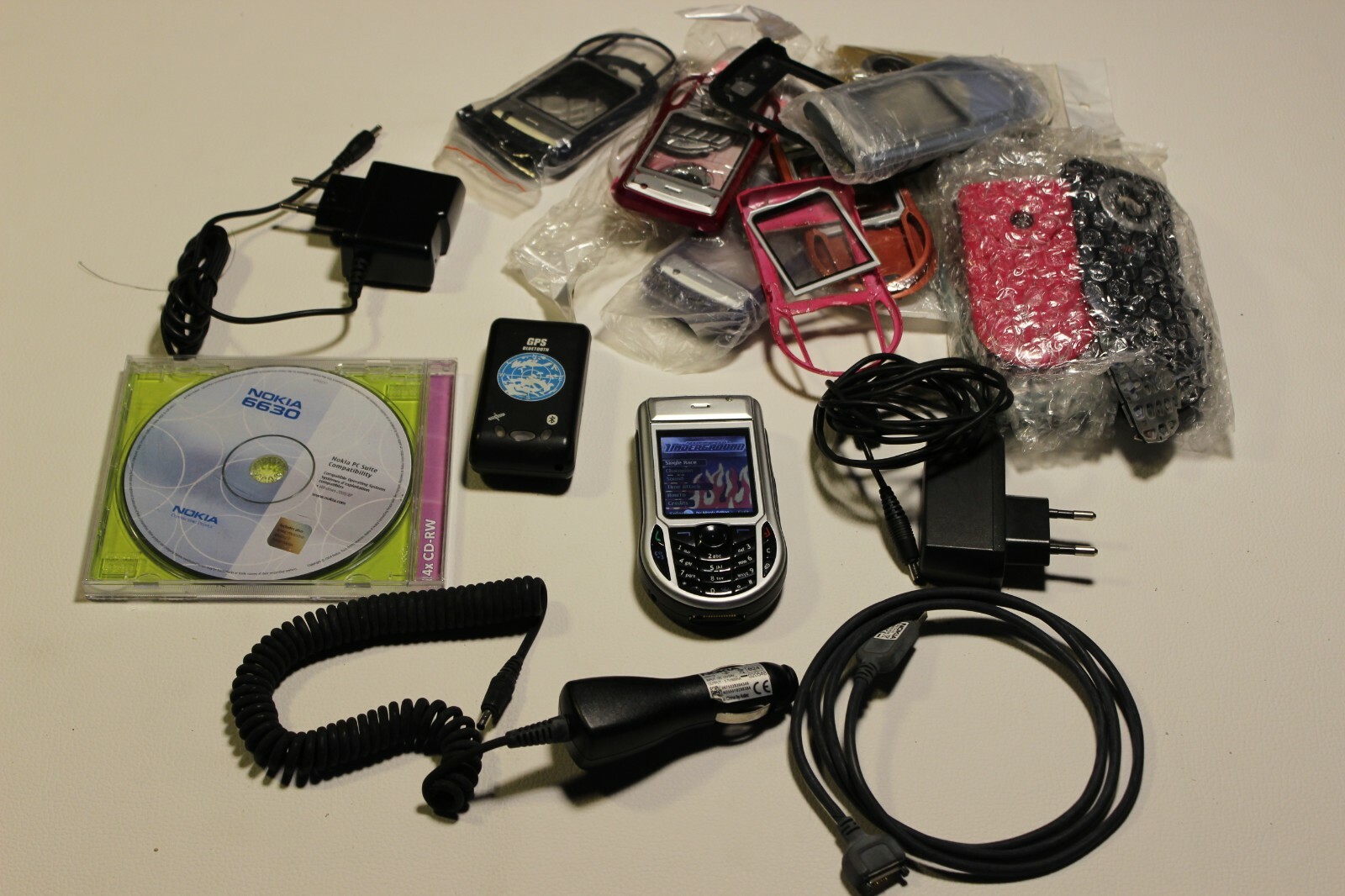 vintage 6630 NOKIA original mobile phone with large working equipment