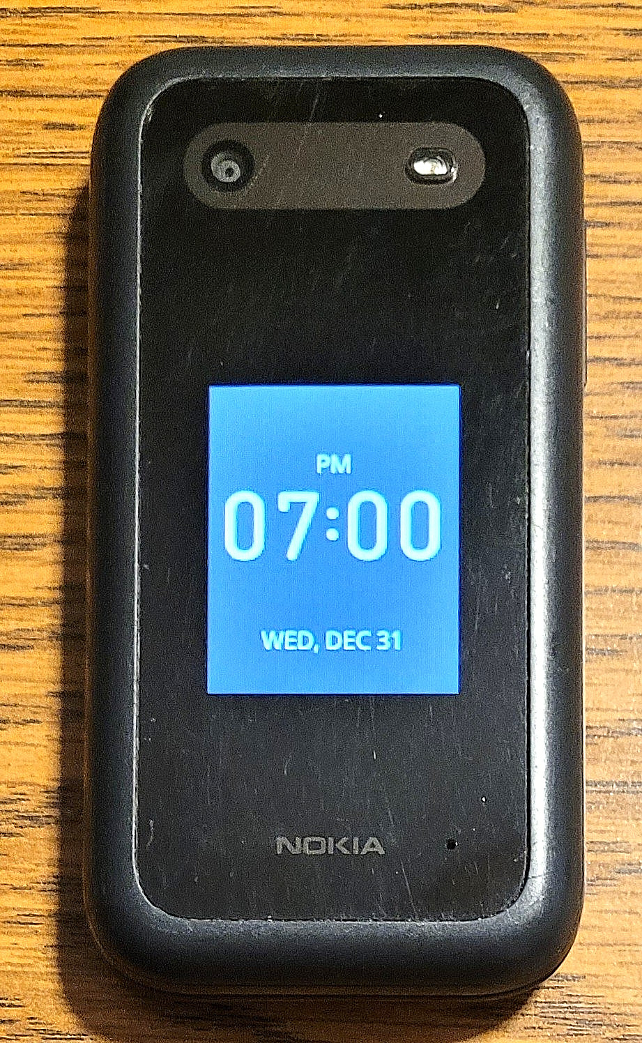 Nokia 2760 Flip 4G / N139DL – Black ( TracFone ) VoLTE Flip Phone – No Back